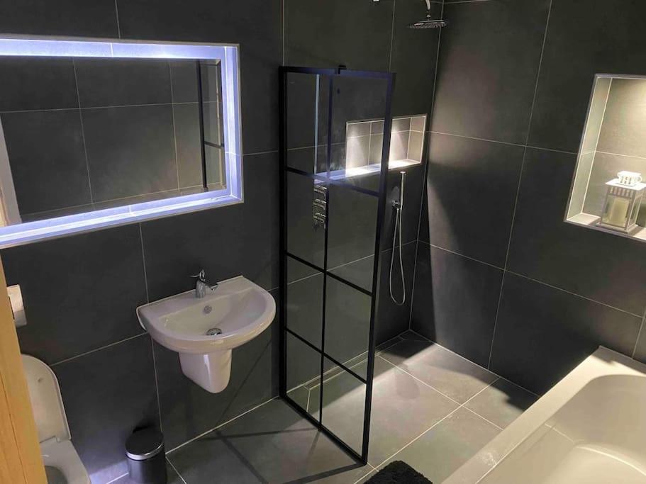 Stylish Apartment Near The Centre Of Harrogate Zewnętrze zdjęcie
