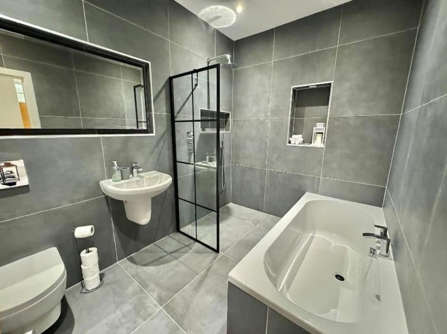 Stylish Apartment Near The Centre Of Harrogate Zewnętrze zdjęcie